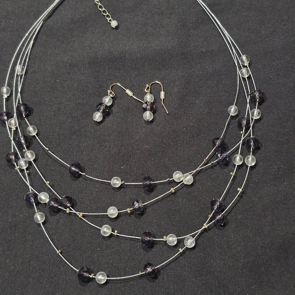 AVON Necklace and Earrings Set